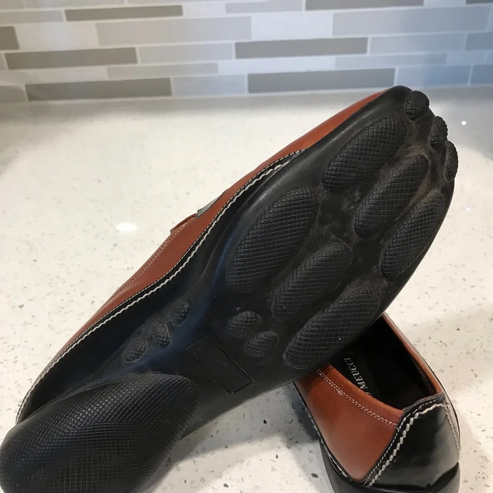 Sesto Meucci two tone leather loafer 7.5M